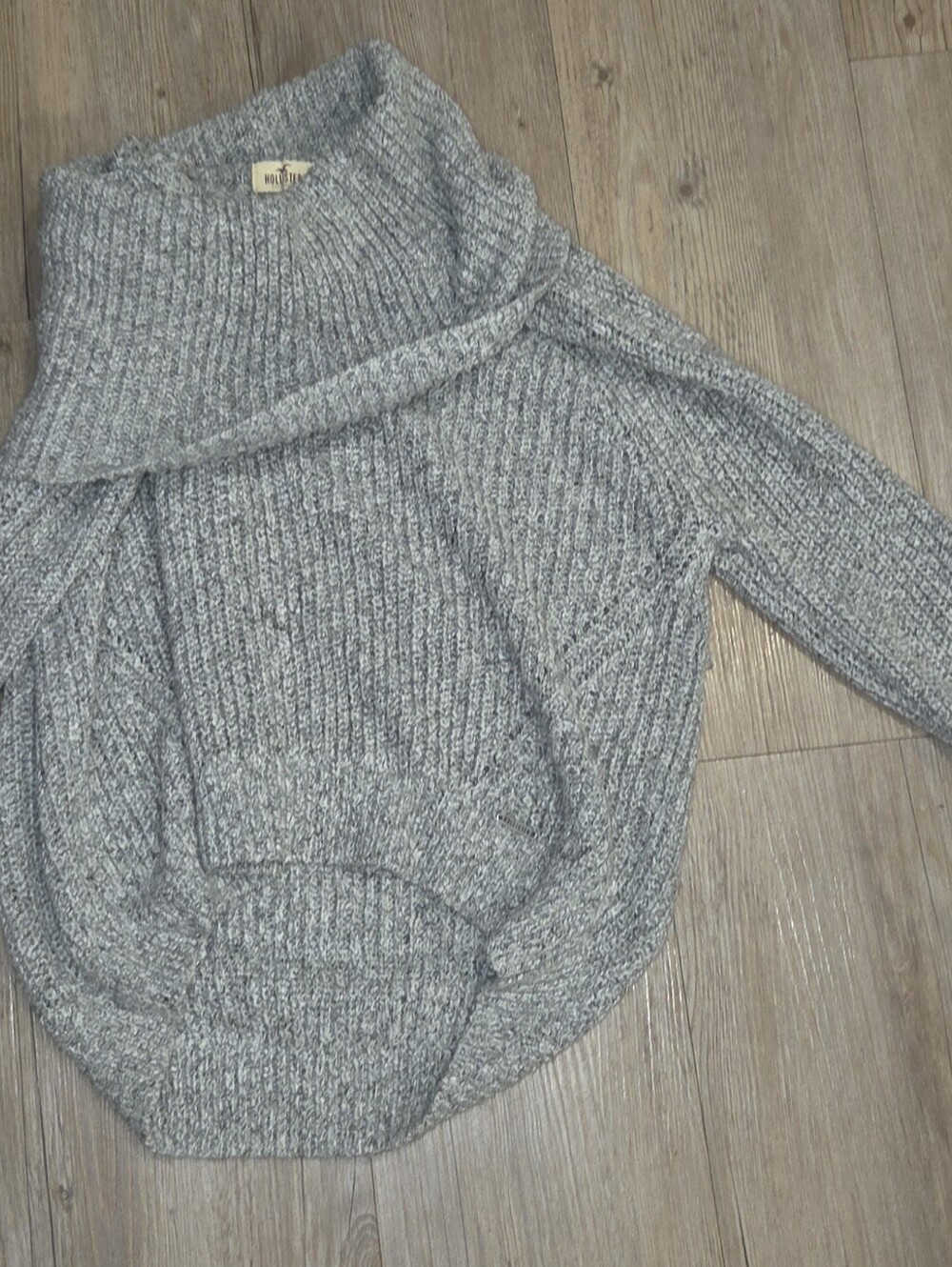 Hollister Heather Gray Cowl Neck Ribbed Sweater